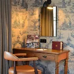 Hotel Monbijou 4*