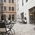 Monbijou Berlin