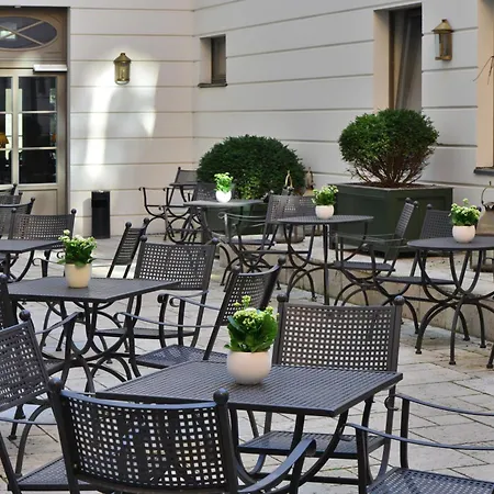 Monbijou Берлин