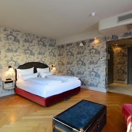 Otel Monbijou 3*
