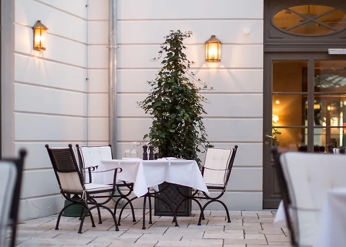 モンビジュー 3*