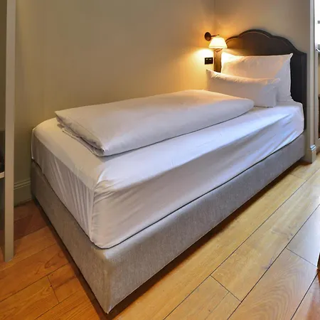 Monbijou Hotel 3*